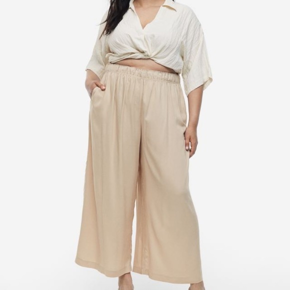 Pull up pants - Picture 3 of 5